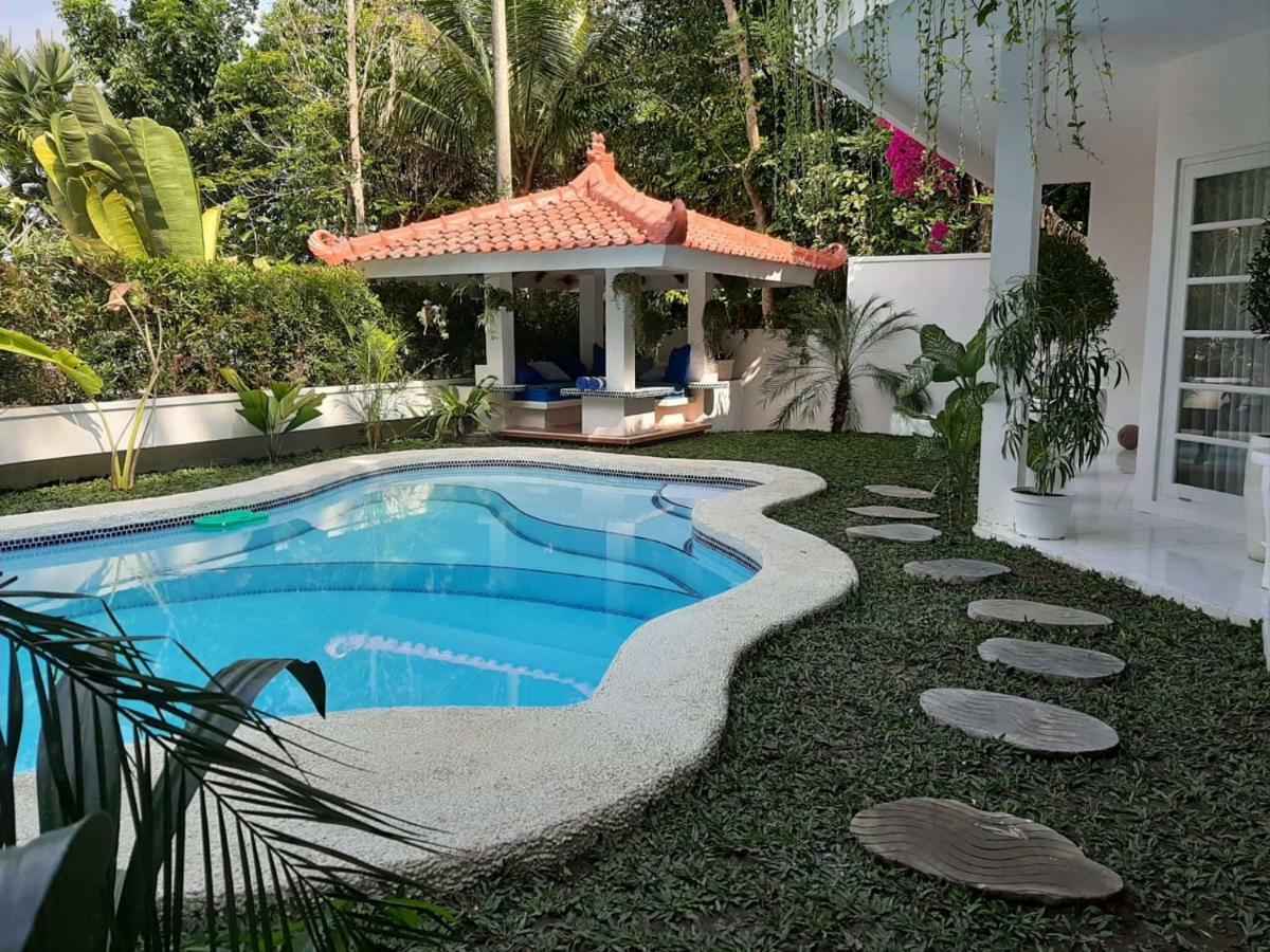 Sunkiss By Yogya Tropicana Villa Yogyakarta